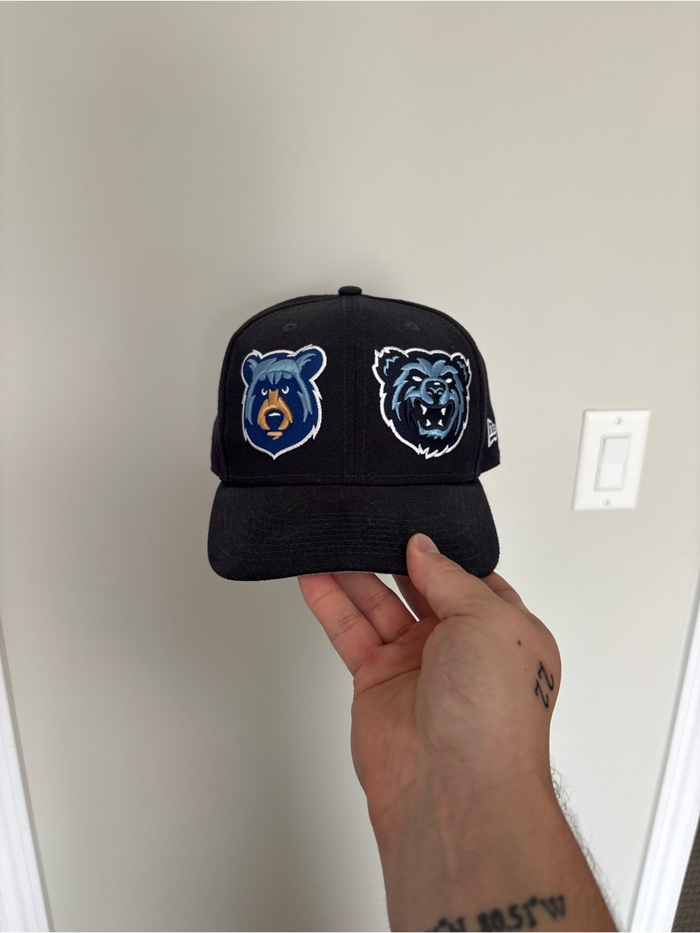 New Era 2 Bears 1 Cave Hat